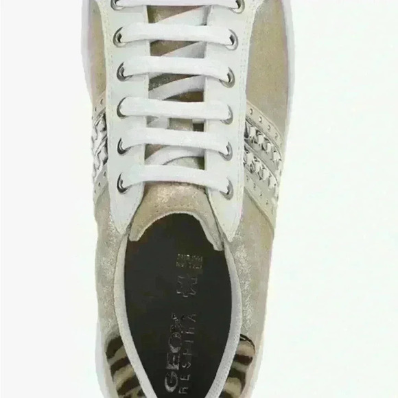 Geox sneakers womens size 9 Sand/ Gold DO2FED W Animal Print back - Picture 5 of 10